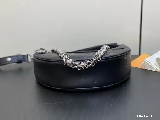 Aaa replica bags VUITTON LOOP-23*13*6CM LOUIS 0528